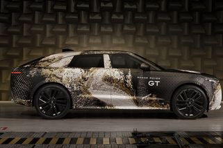 Nový Range Rover má dosud nejblíže k silničnímu kupé